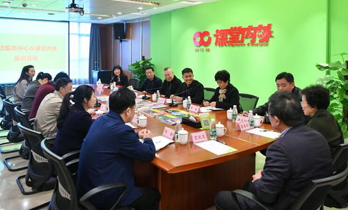 市科協科技服務中心走進課堂內外，深化重慶科技服務合作交流
